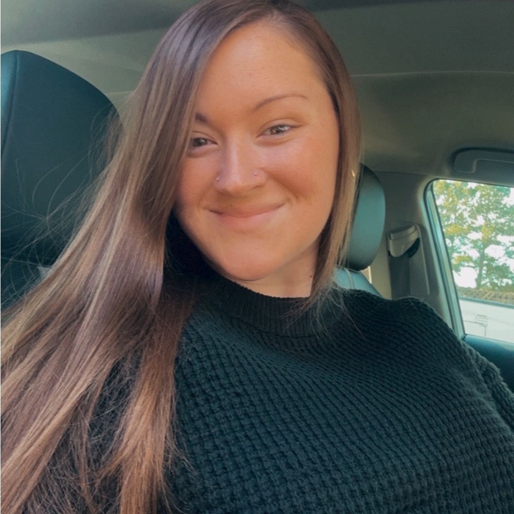 Meet your Posher, Lily